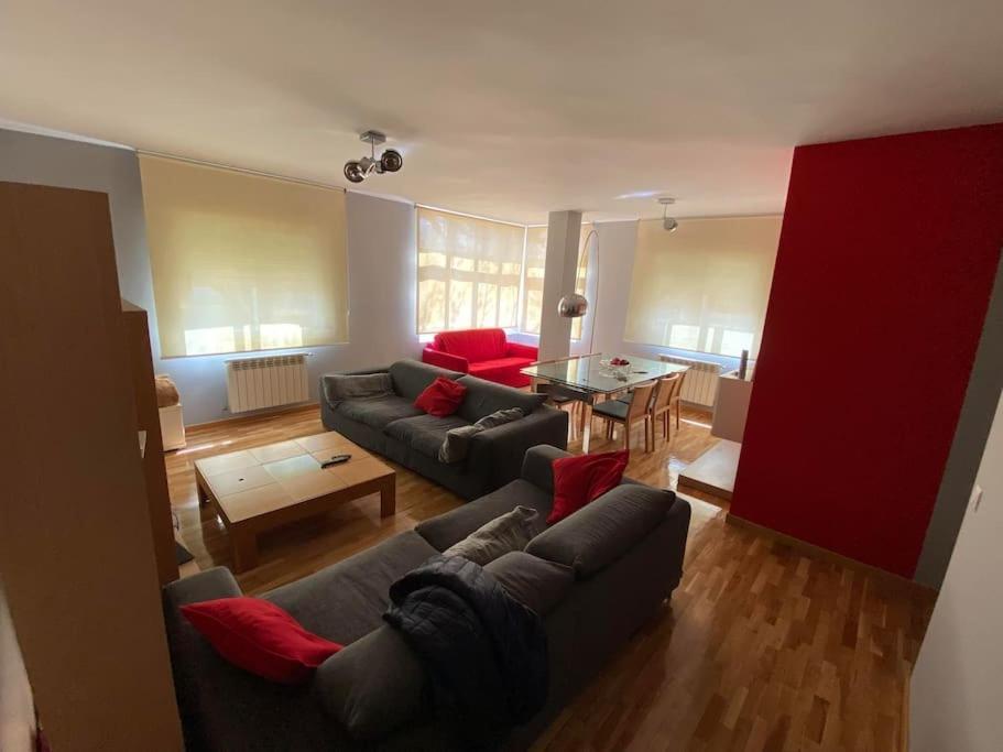 Buen Lugar Trabajo Y Familiar Apartman Ciudad Real Kültér fotó